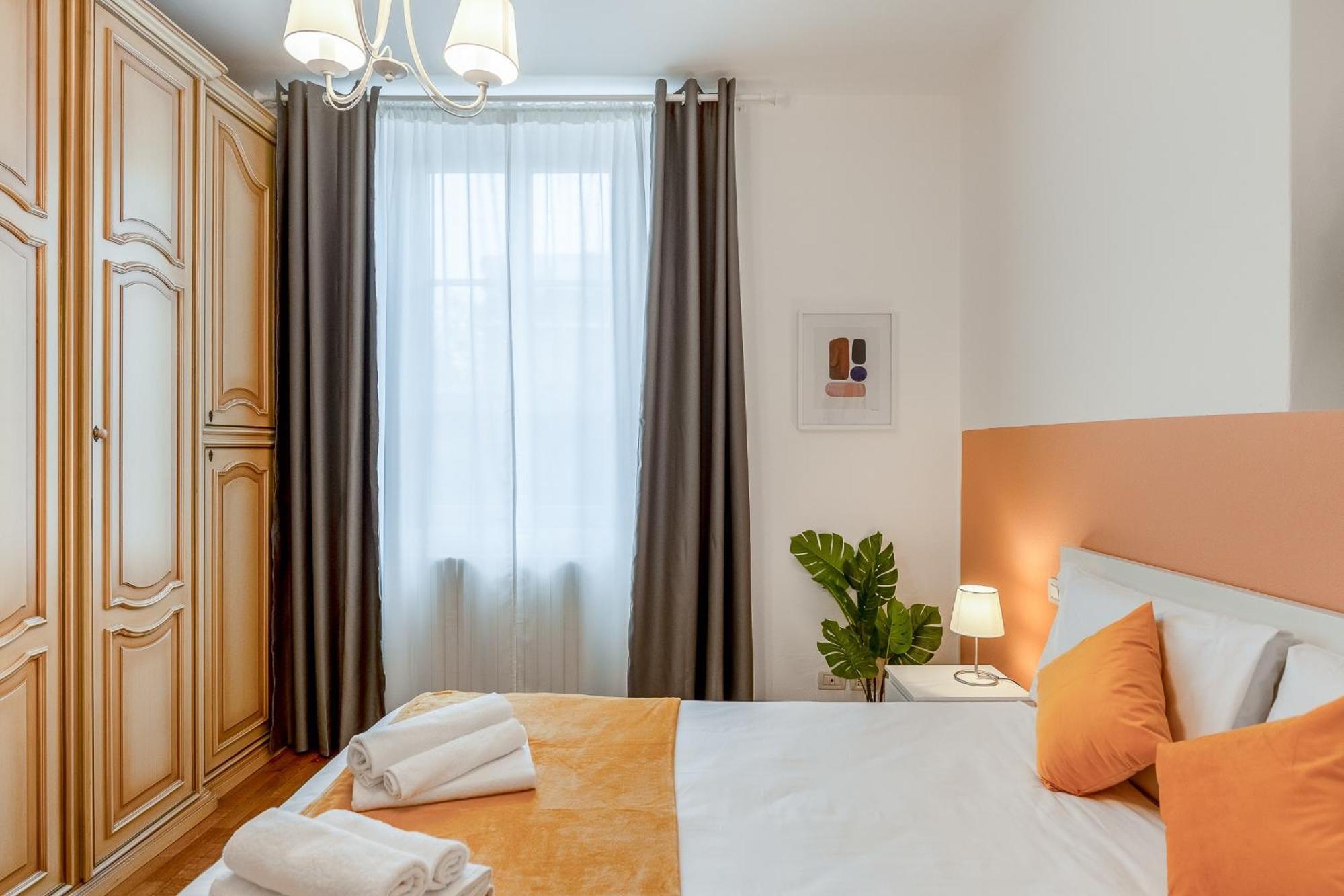 "Suite Elegance Brera" Милан Экстерьер фото